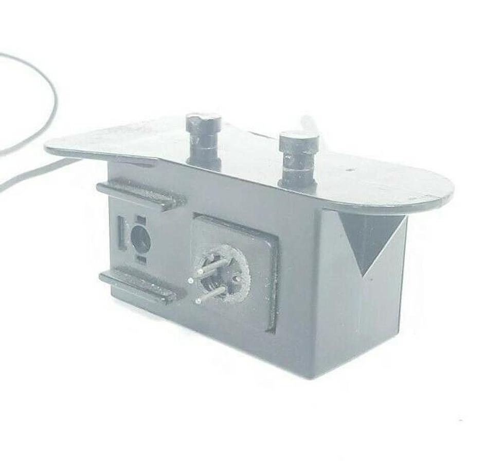 Used SICK OPTIC E0001900A BASIC LOGIC XENOROL PHOTOELECTRIC SENSOR (DAMAGED)