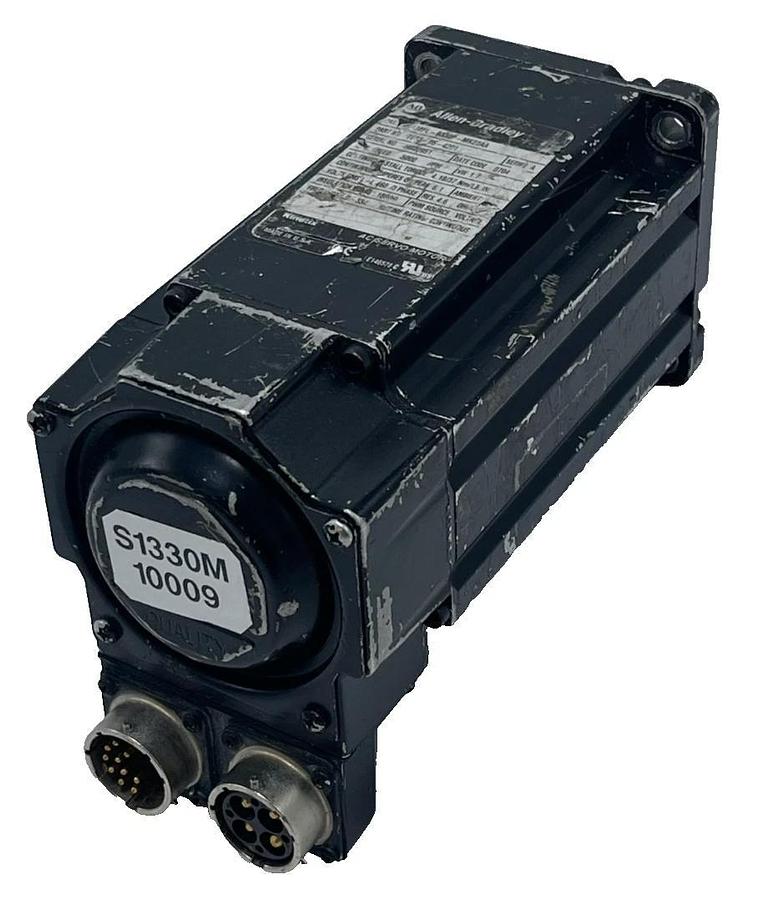 Used Allen-Bradley MPL-B330P-MK22AA Servo Motor | MP-Series Low Inertia