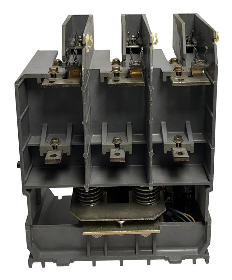 Used ALLEN BRADLEY 1502-V4CBDI /B VACUUM CONTACTOR 2500-5000V 400A 3-PHASE USNP