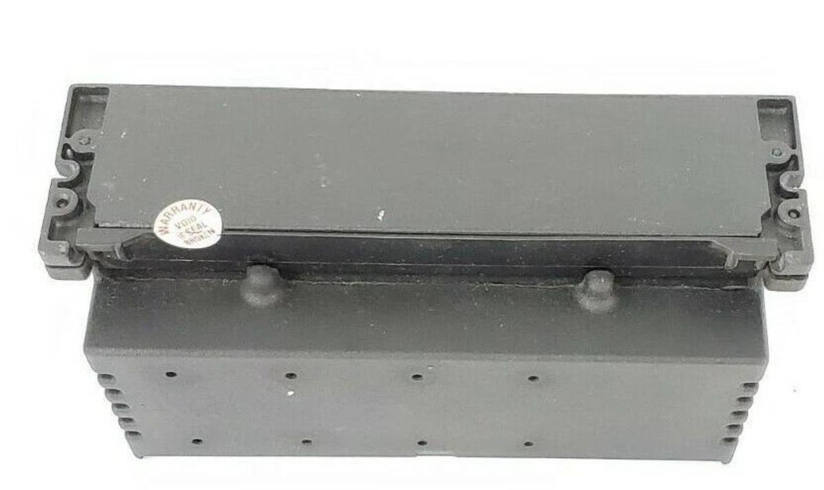 Used GE FANUC IC660ELS100E V ISO 2AMP GENIUS I/O BLOCK (FOR PARTS)