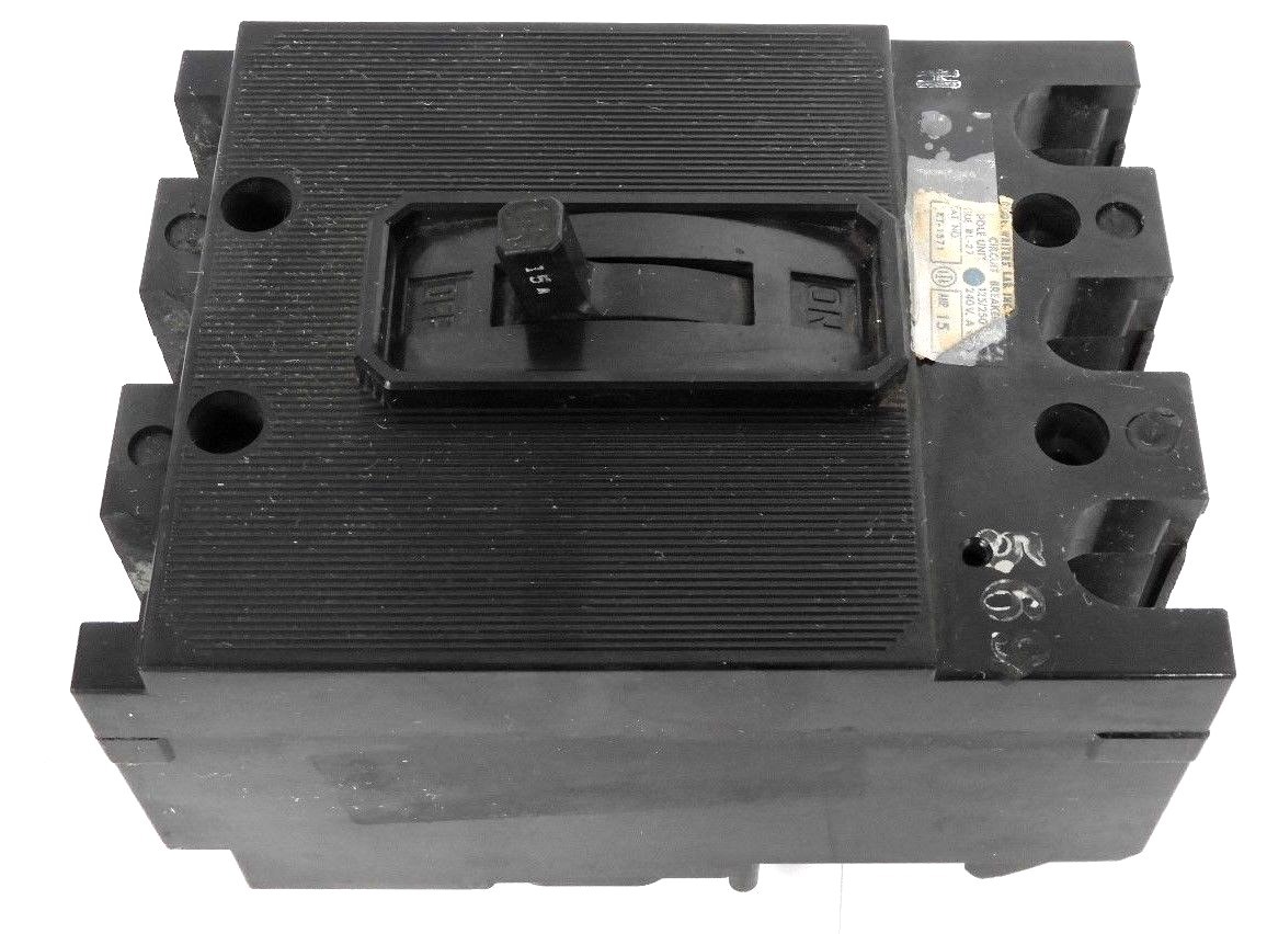 Used ITE SIEMENS ET-1571 CIRCUIT BREAKER ISSUE: BL-27, 15 AMP, 3 POLE, 240VAC