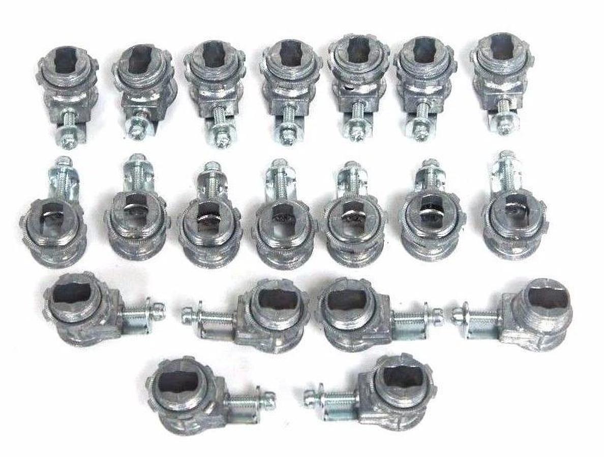 LOT OF 20 NEW BRIDGEPORT 560-DCS CABLE CONNECTOR BOX 12/3 MC