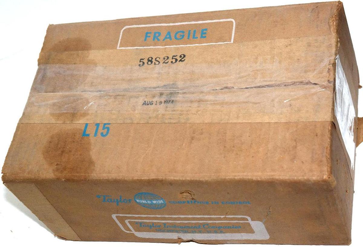 Used NEW TAYLOR INSTRUMENT 58S252 PRESSURE CONTROLLER REGULATOR