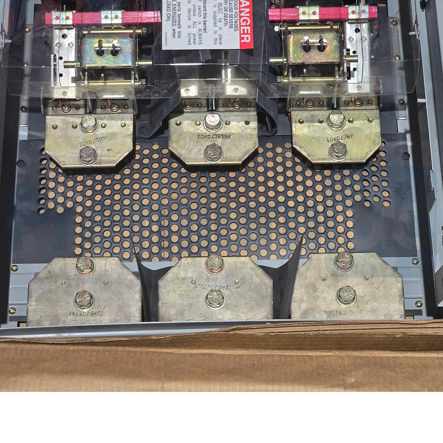 Used Challenger FCSC368T 1200Amp 600VAC Fusible Disconnect Switch 3-Pole NEW