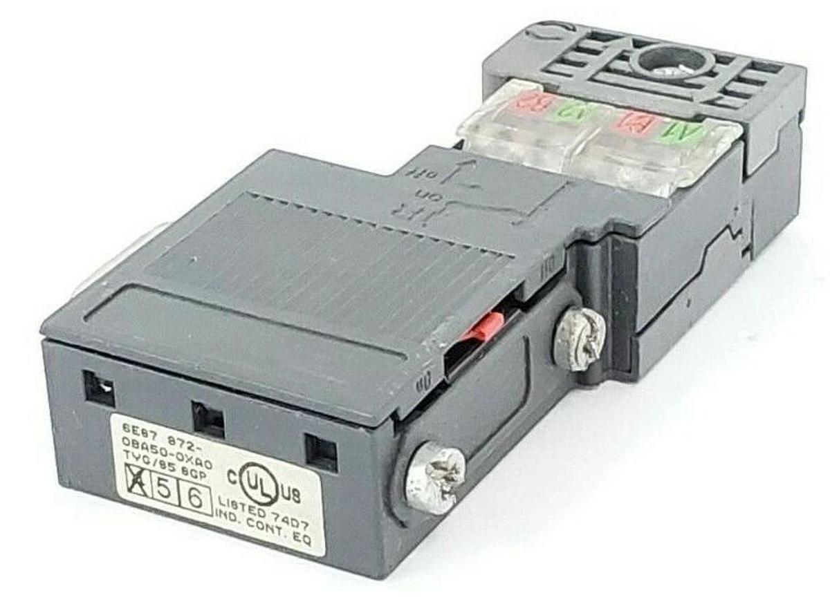Used SIEMENS 6ES7 972-0BA50-0XA0 PROFIBUS CONNECTOR UP TO 12 MBIT/S 90-DEGREE ANGLE