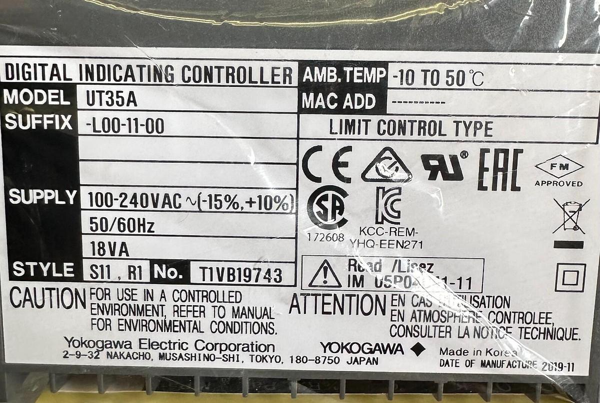 Used NEW YOKOGAWA UT35A-L00-11-00 / UT35AL001100 DIGITAL INDICATING CONTROLLER UT35A
