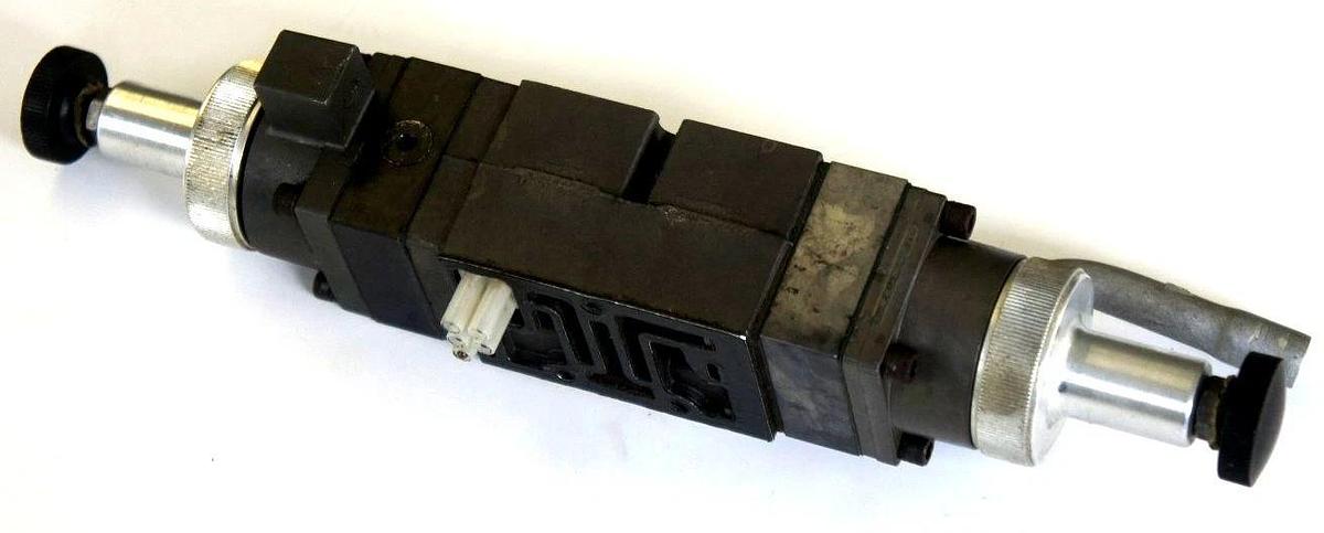 Used NUMATICS 152RQ100J000000 QUICK EXHAUST REGULATOR CHECK VALVE NUMGA160