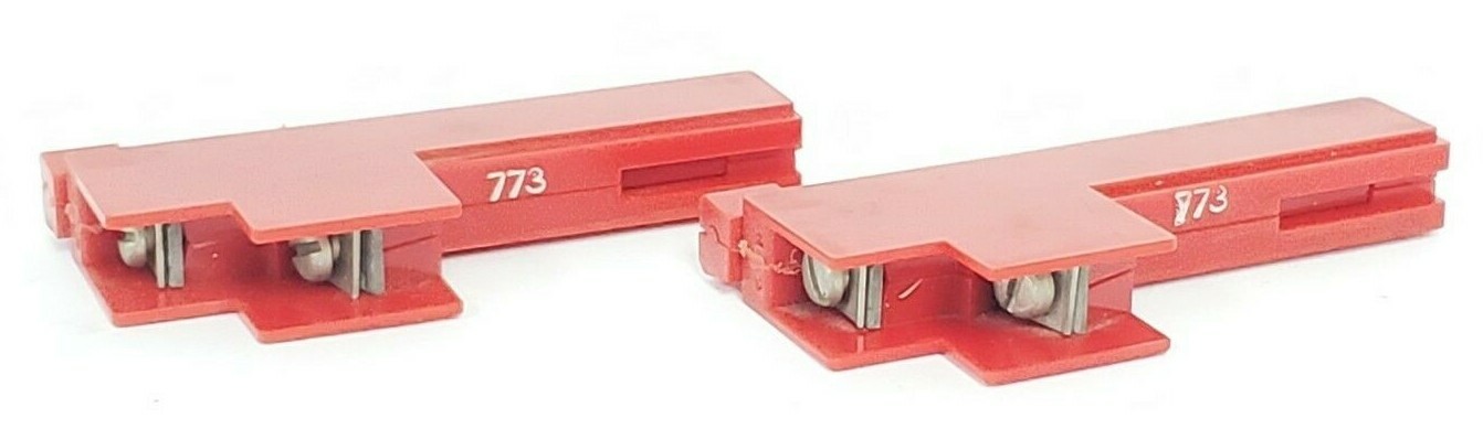 Used LOT OF 2 CUTLER-HAMMER D40RCA 120VAC REED RELAYS D40RCA120