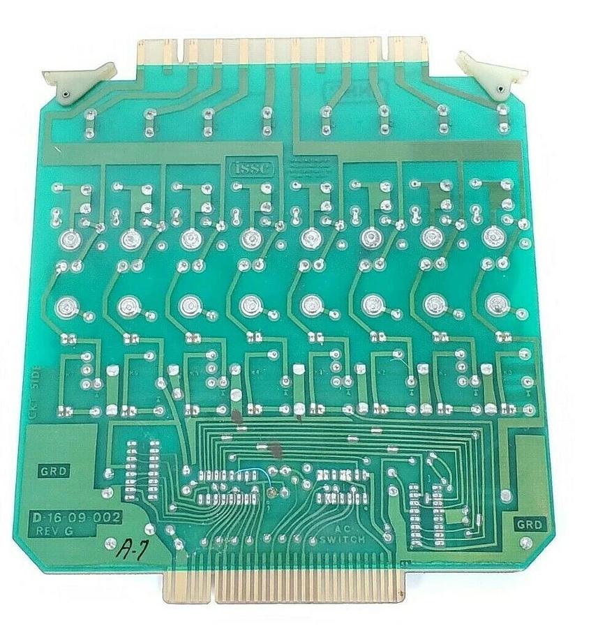 Used ISSC D-16-09-002 REV. G RELAY BOARD D1609002