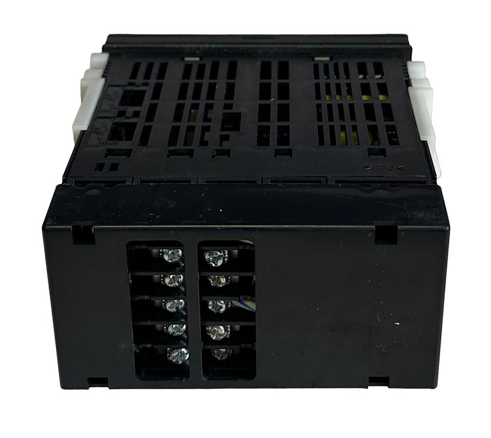 Used OMRON K3HB-XAD / K3HBXAD DIGITAL PANEL METER 24V AC/DC 50/60Hz