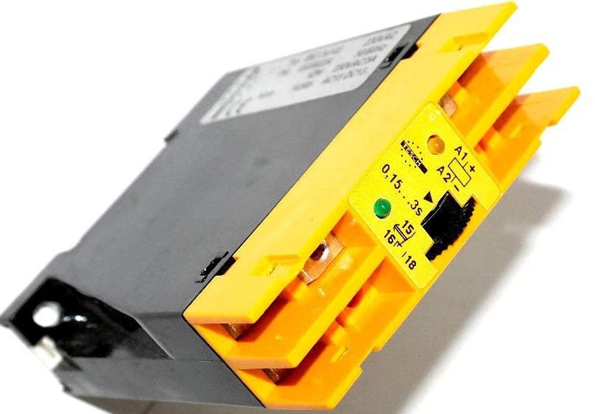 Used TESCH E67.3X102 SAFETY RELAY 230VAC 50/60HZ 5AMP E673X102