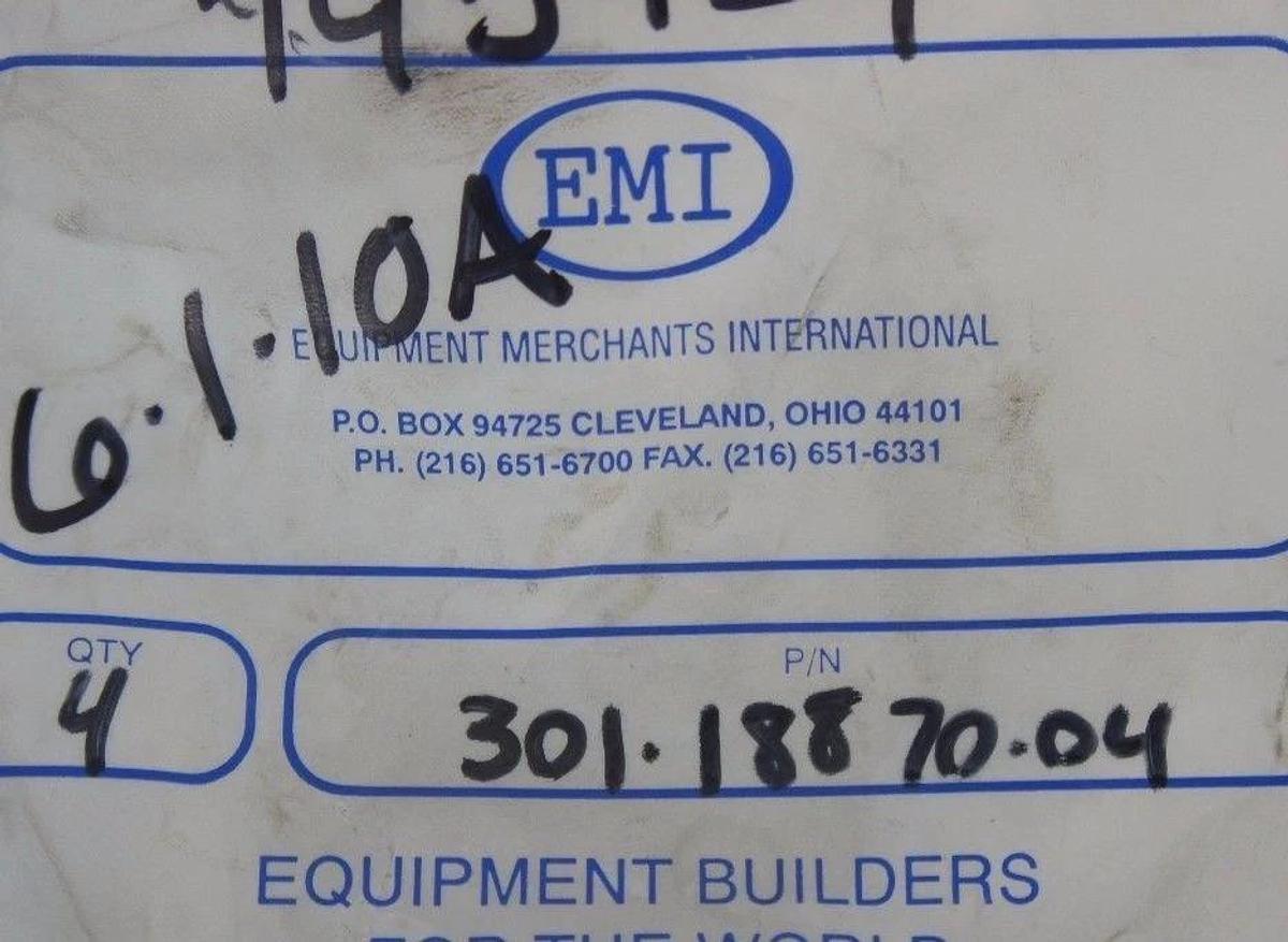 LOT OF 4 NEW EQUIPMENT MERCHANTS INTERNATIONAL 301-18870-04 FITTINGS 3011887004