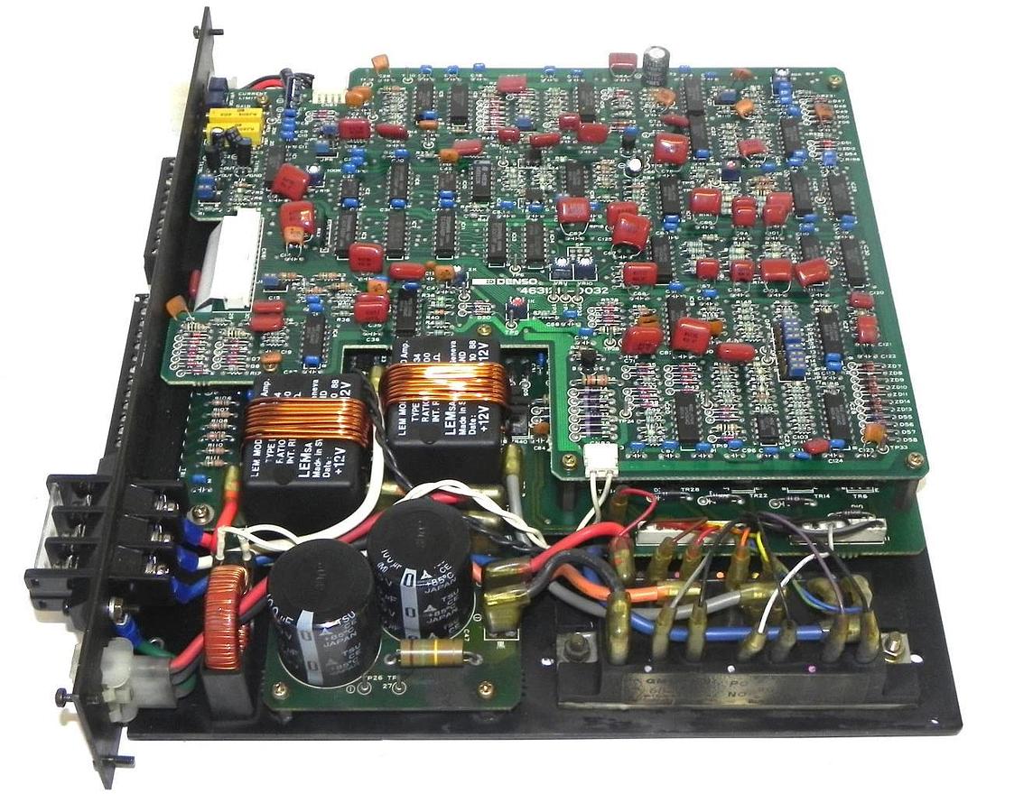 Used ALLEN BRADLEY 1389-AA045 SERVO AMPLIFIER 1389AA045A01 SERIES A