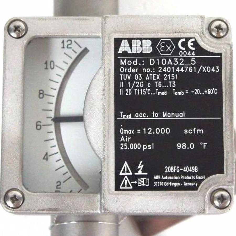Used NEW ABB D10A32-5 FLOWMETER 1/2" NPT 420144761/X043 D10A325