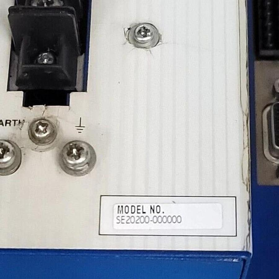 Used KOLLMORGEN SE20200-000000 SERVOSTAR SERVO DRIVE SE20200000000