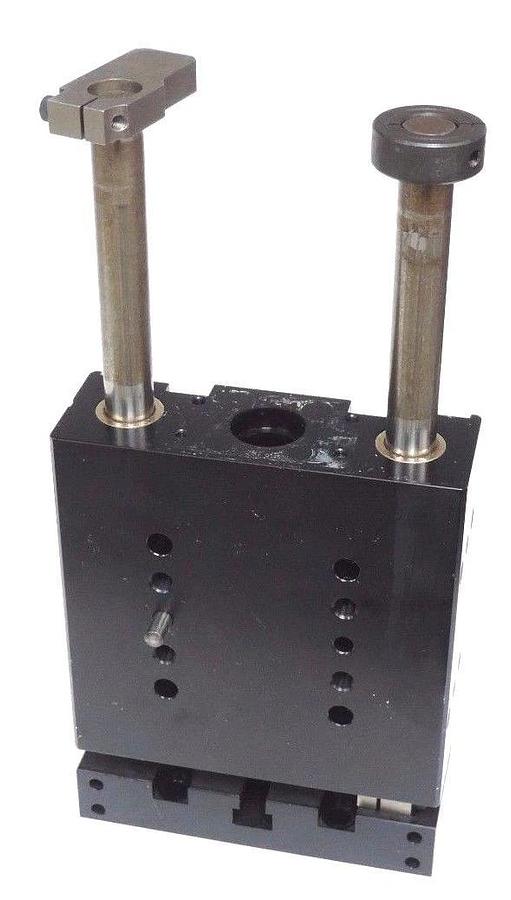 Used ROBOHAND DLT-20M-R-B-100 BLOCK THRUSTER DLT20MRB100
