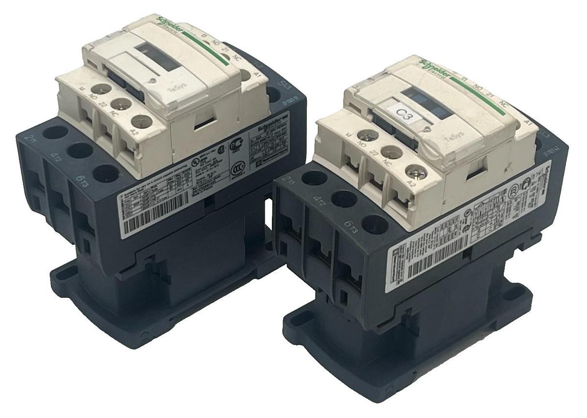 LOT OF 2 Schneider Electric LC1D32G7 32A 3‑Pole (3NO) IEC Contactor 120VAC NSNP