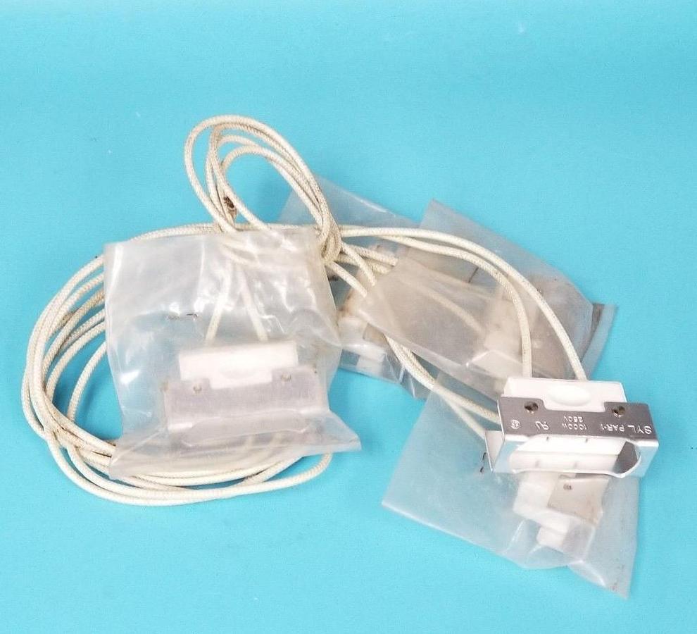 LOT OF 5 NEW OSRAM SYLVANIA PAR-1 LAMP HOLDERS 1000W, 250V, PAR1