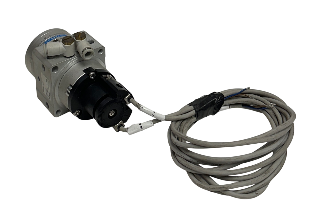 Used SMC MDSUB7-90D / MDSUB790D MSU ROTARY ACTUATOR W/ ACTUATOR D-R801 SWITCHES USNP