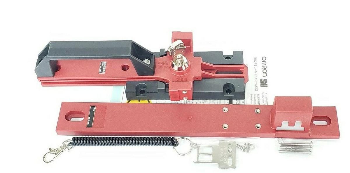 Used NIB OMRON D4SL-NSK10-LK-03 GUARD LOCK SAFETY-DOOR SWITCH D4SLNSK10LK03