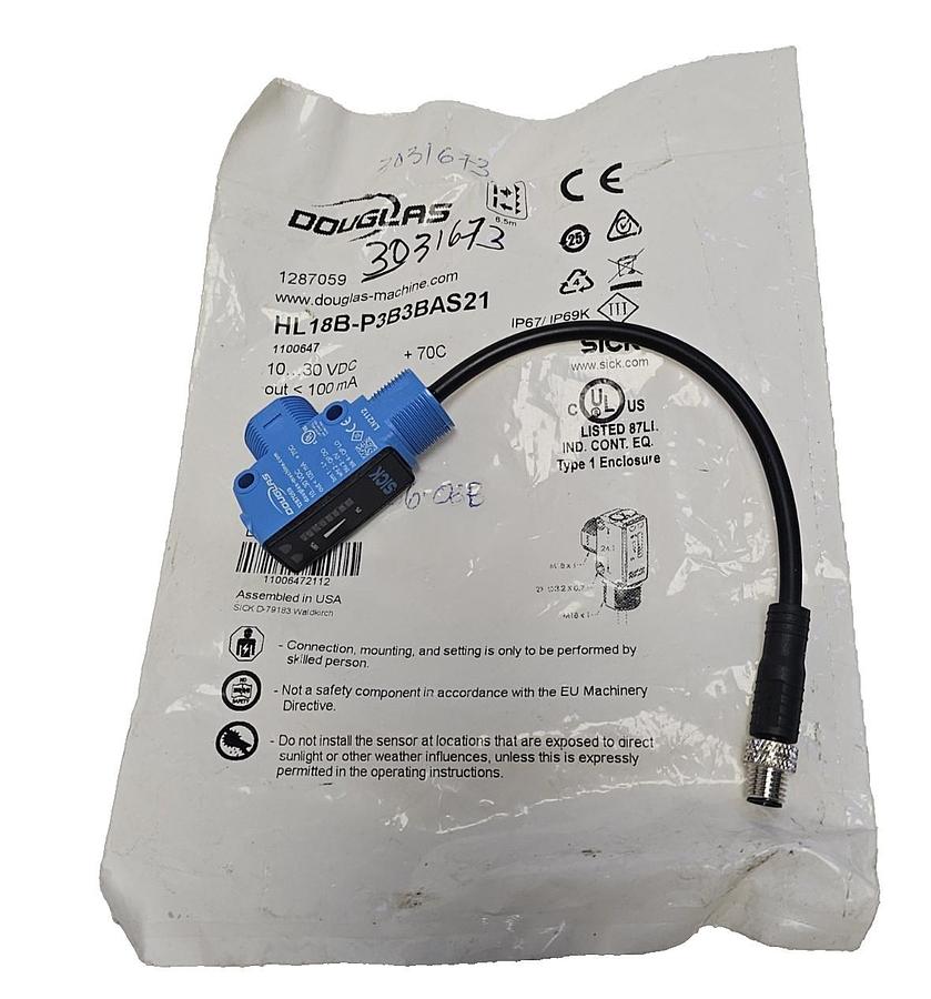 SICK HL18B-P3B3BAS21 | 1100647 SureSense Photo Sensor | Douglas Machine 1287059