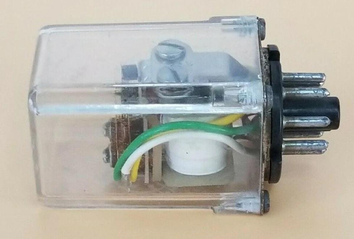 Used KURMAN 5D2C-5000 RELAY 5000 OHMS 28VDC 115VAC, 5D2C5000
