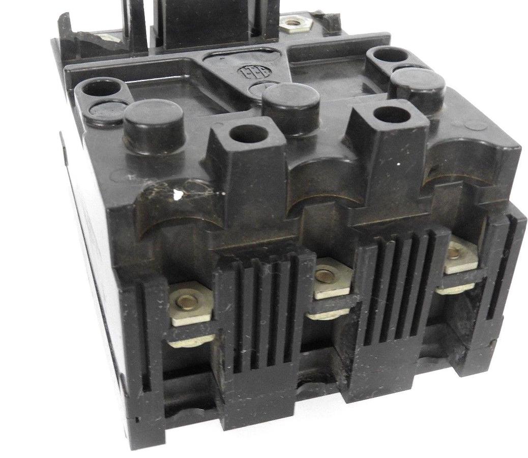 Used ITE SIEMENS ET-1571 CIRCUIT BREAKER ISSUE: BL-27, 15 AMP, 3 POLE, 240VAC