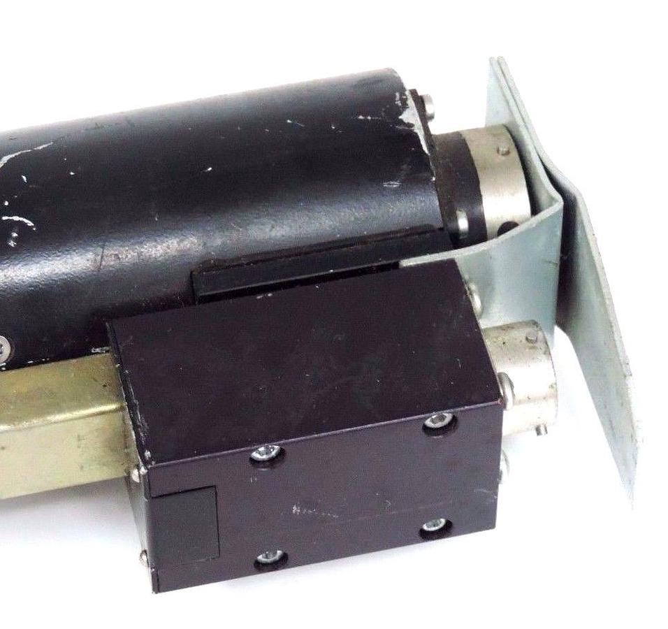 Used ATLAS COPCO QRT-62-200-O NUT RUNNER W/ BSM-28120A-R2.5 SERVO & QMR-62-32-ROT