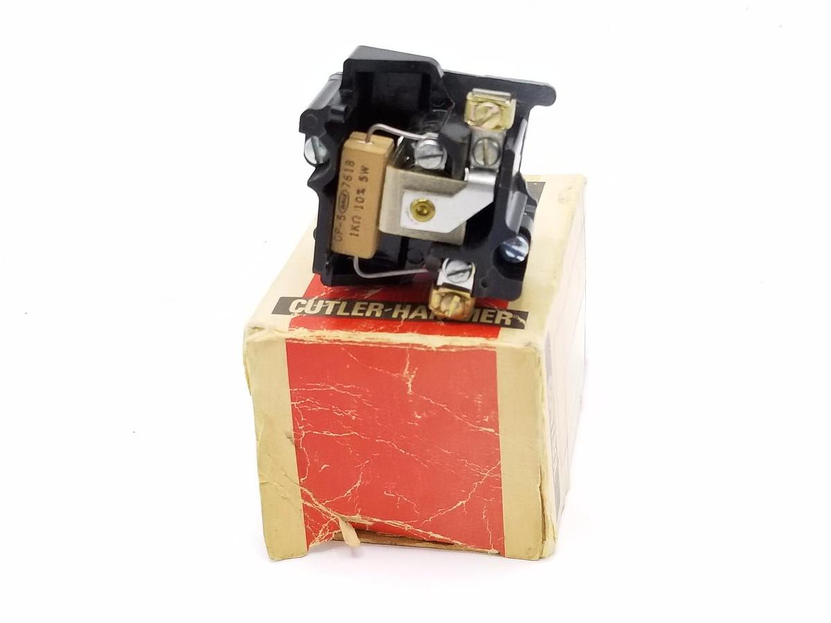 Used NEW CUTLER-HAMMER LAMP INDICATOR 120V