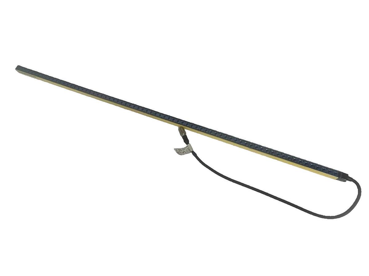 ALLEN BRADLEY 445L-R4E0900FP SER A REV C Safety Light Curtain Transmitter 900mm
