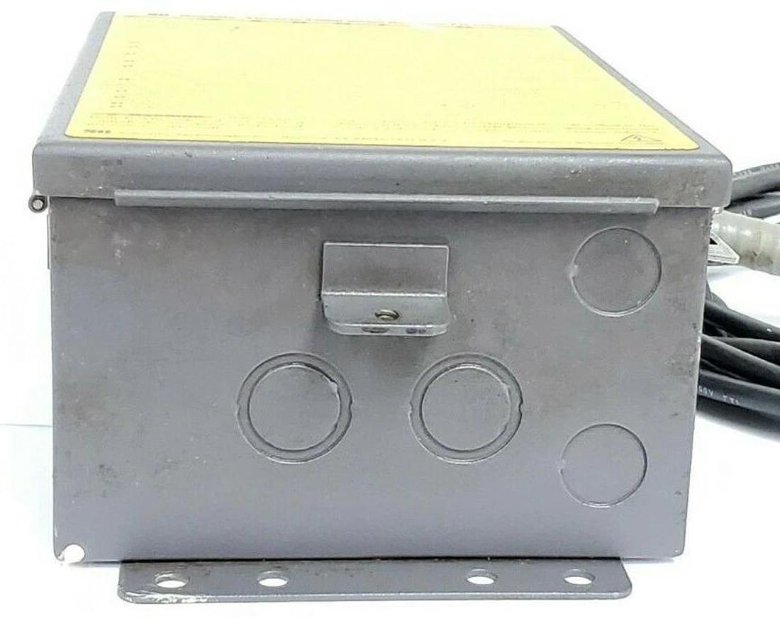 Used STI 43268-04 CONTROLLER LIGHT CURTAIN BEAM SPACING 4300B MODEL: MS4316B