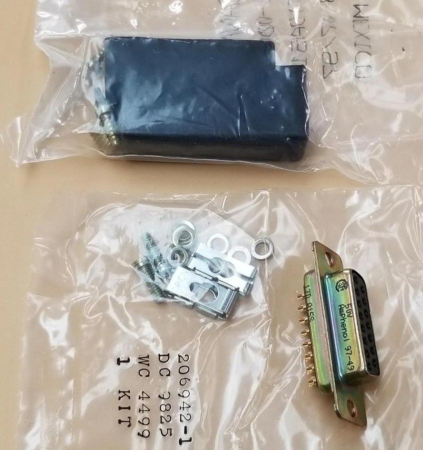 Used NEW ITT CANNON 051211-0000 CONNECTOR SET W/ 206942-1 LATCH CLIP & 17D-A15S CONN.