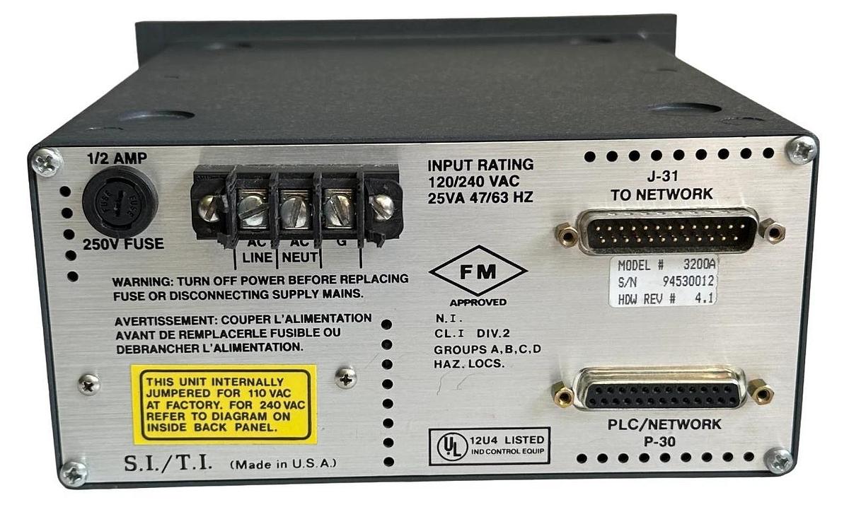 Used SPECTER LINX 3000 INSTRUMENTS 3200A OPERATOR WORKSTATION 120/240VAC *DAMAGED