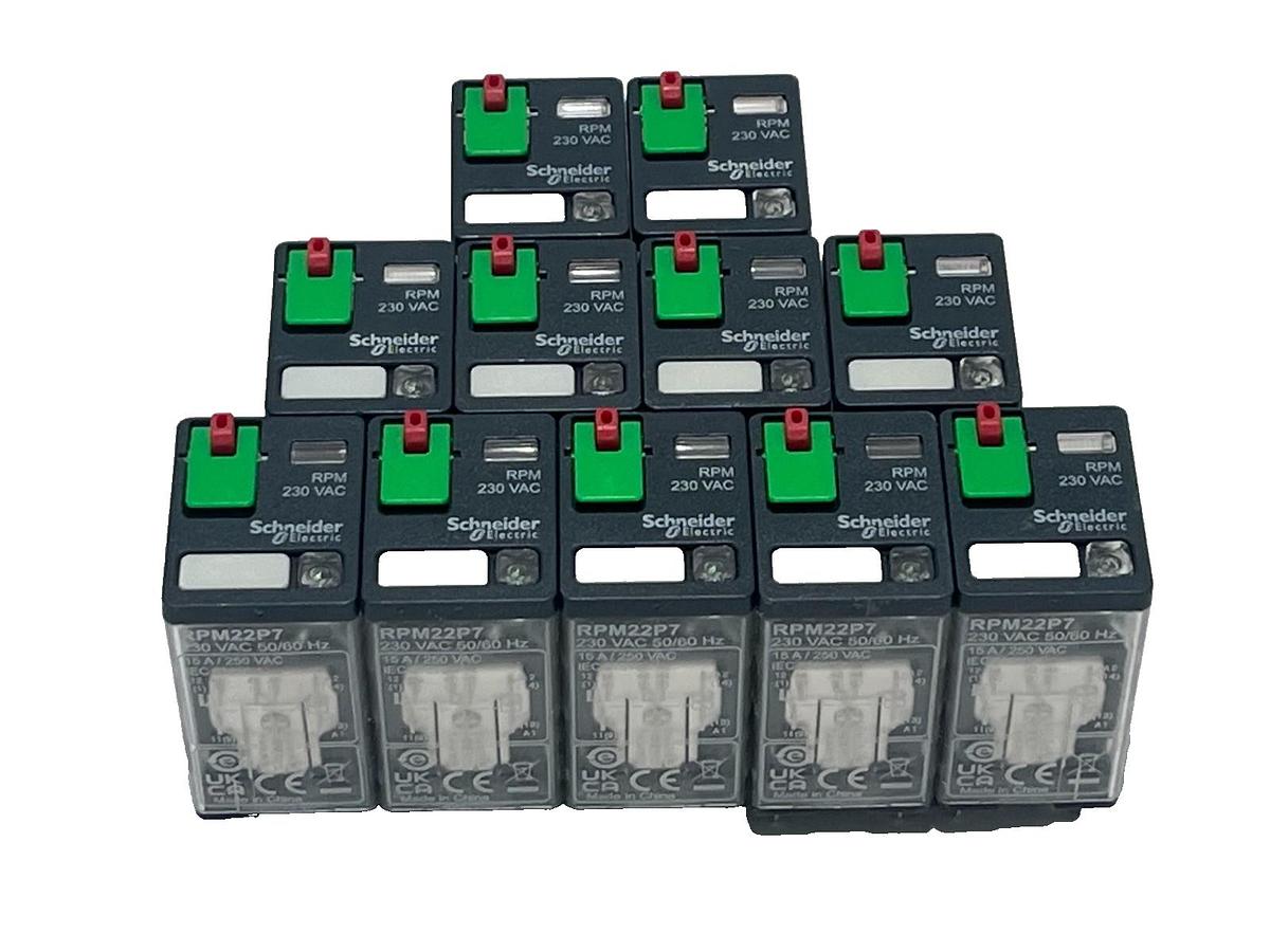 Used LOT OF 11 Schneider Electric RPM22P7 Power Plug-In Relay 230V AC 15A DPDT w/ LED