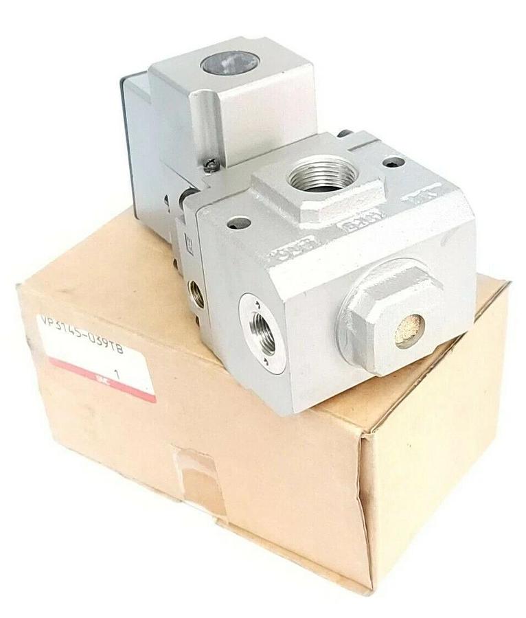 Used NIB SMC VP3145-039TB SOLENOID VALVE VP3145 AC 220V