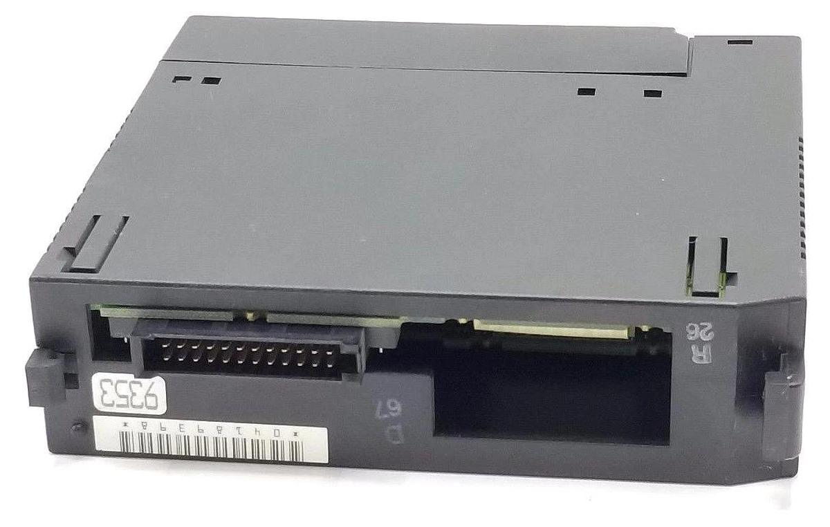 Used GE FANUC IC693MDL654C INPUT MOUDLE TTL 32 PT