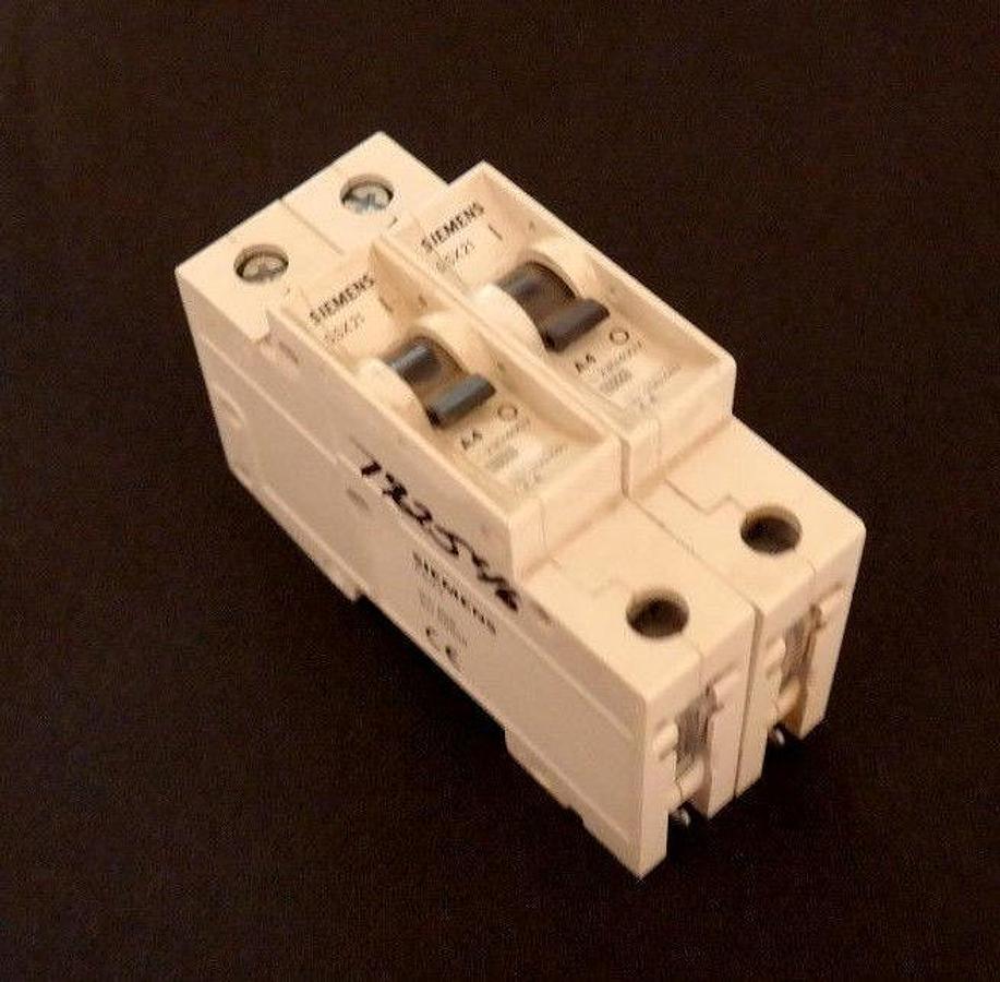 Used LOT OF 2 SIEMENS 5SX21-A4 MINIATURE CIRCUIT BREAKERS 5SX21A4, 5SX2104-5