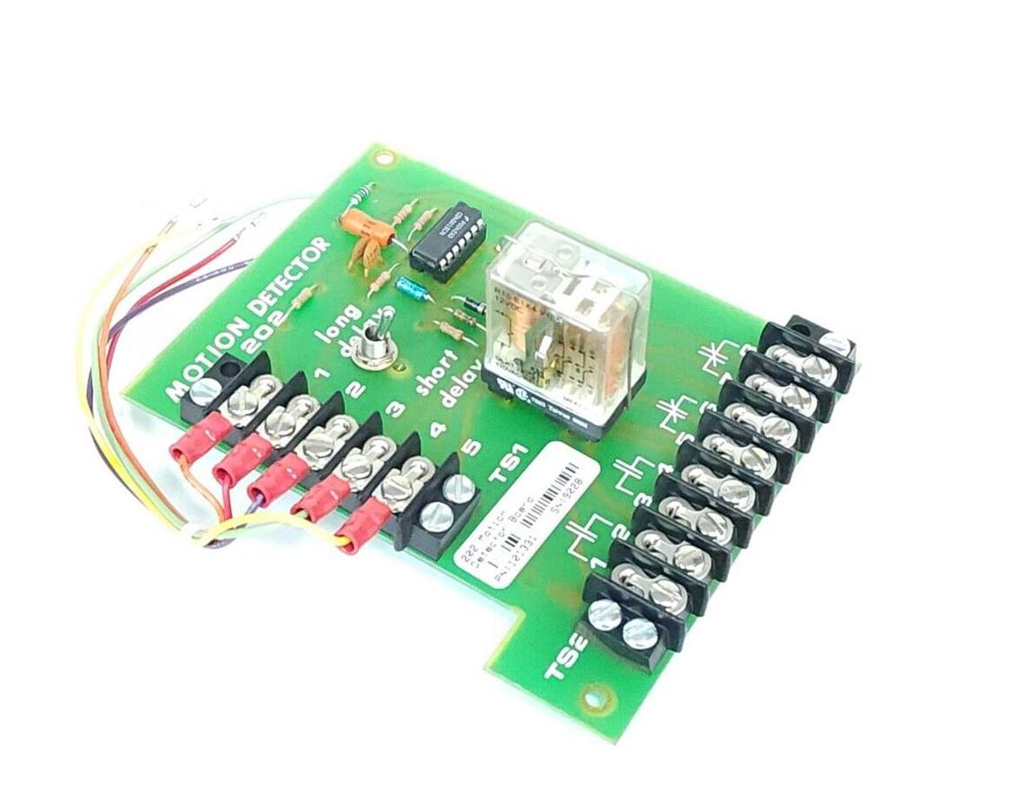 Used NEW LINK ELECTRIC & SAFETY MD-202 MOTION DETECTOR CONTROL BOARD