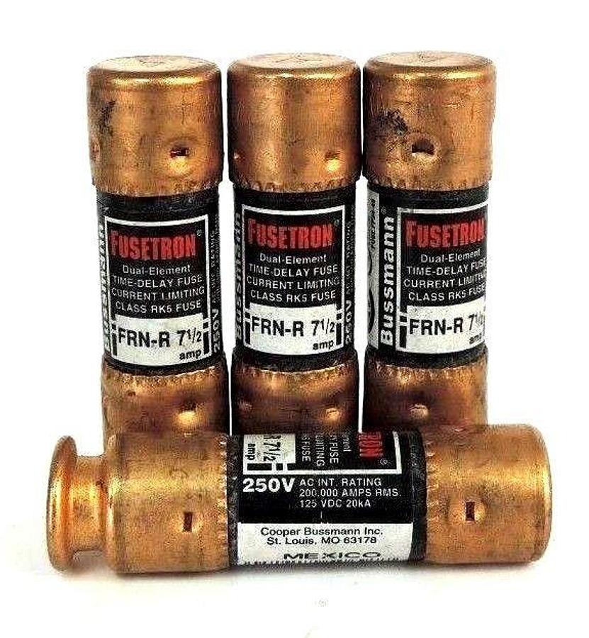 Used LOT OF 4 BUSSMANN FUSETRON FRN-R-7-1/2 DUAL ELEMENT CLASS RK5 FUSES FRNR712