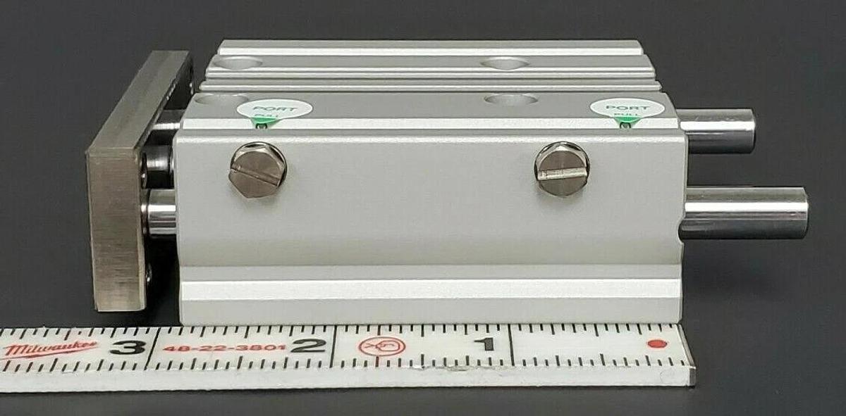 NEW CKD STGB-1640 CYLINDER STGB1640 W/ TWO T2YH REED SWITCHES