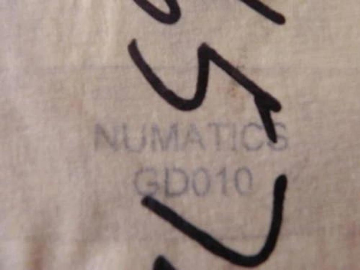 Used NIB NUMATICS GD010 DIFFERENTIAL PRESSURE GAUGE