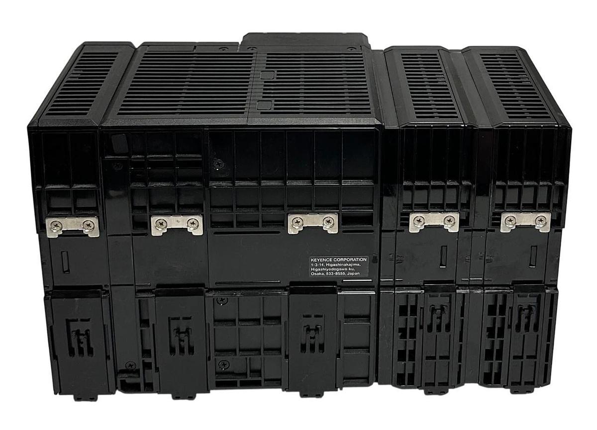 Used KEYENCE XG-8702L / CA-DC21E MULTI-CAMERA IMAGING SYSTEM CA-E800 EtherNet USNP