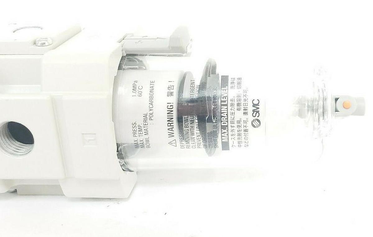 NEW SMC AW30-02BG-B FILTER REGULATOR AW3002BGB
