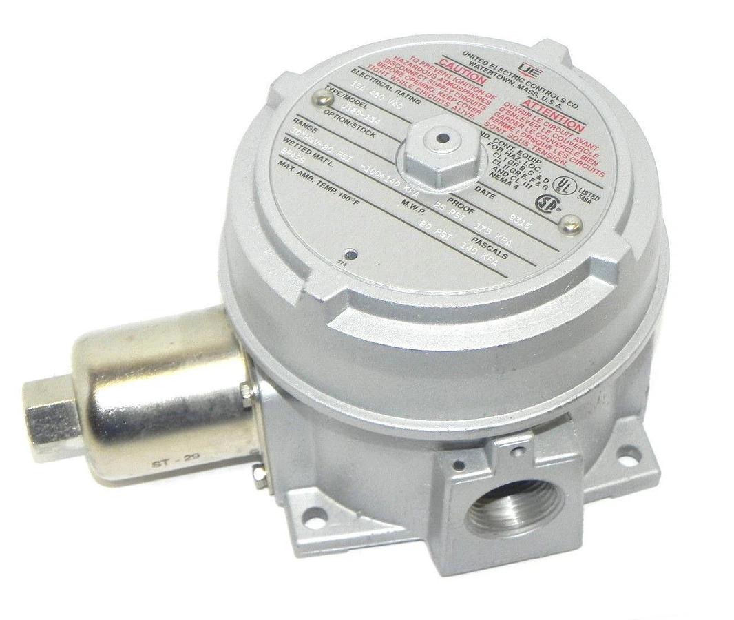 Used NIB UNITED ELECTRIC J120-134 PRESSURE SWITCH J120134