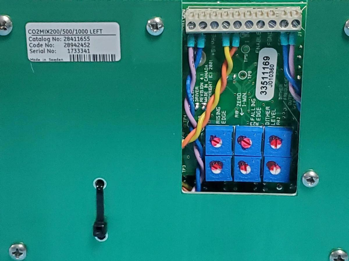 Used NIB GE HEALTHCARE CO2MIX200/500/1000 LEFT CO2 CONTROLLER 28411655