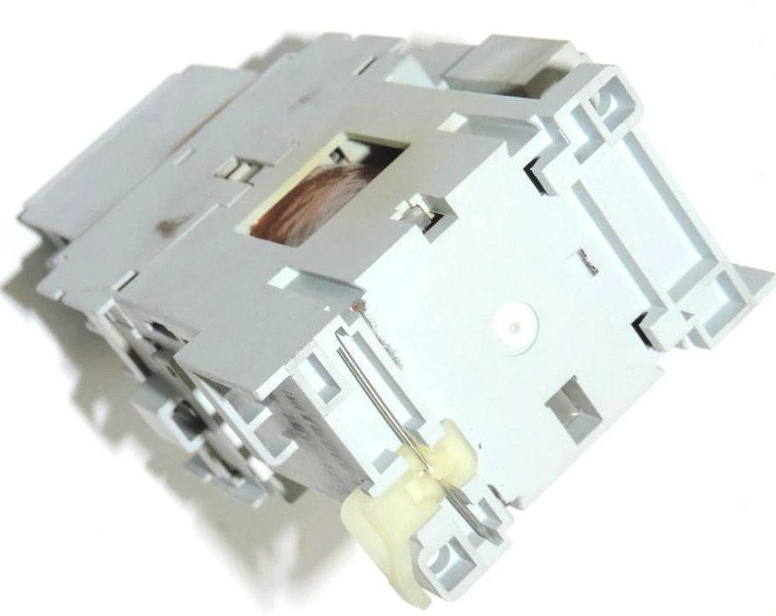 Used ALLEN BRADLEY 700-CF310Z* SER. A RELAY COIL, WITH AB 100-F SER. B & 100-FSD250 A