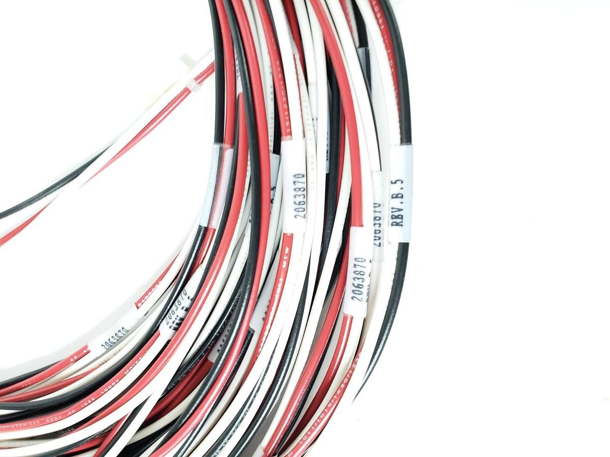 Used LOT OF 25 NEW WEATHERFORD 2063870 VSD-AMP, AI 2 , 3 1 TO IP CABLE ASSEMBLIES