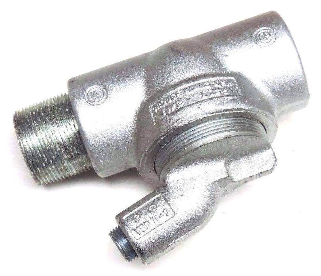 NIB CROUSE HINDS EZS56 CONDULET MALE & FEMALE HUB SEALING FITTING 1-1/2"