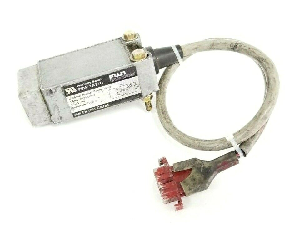 Used FUJI ELECTRIC PEW-1AT/U PROXIMITY SWITCH W/ 18.5 IN. CABLE 0.5A/5A 120V