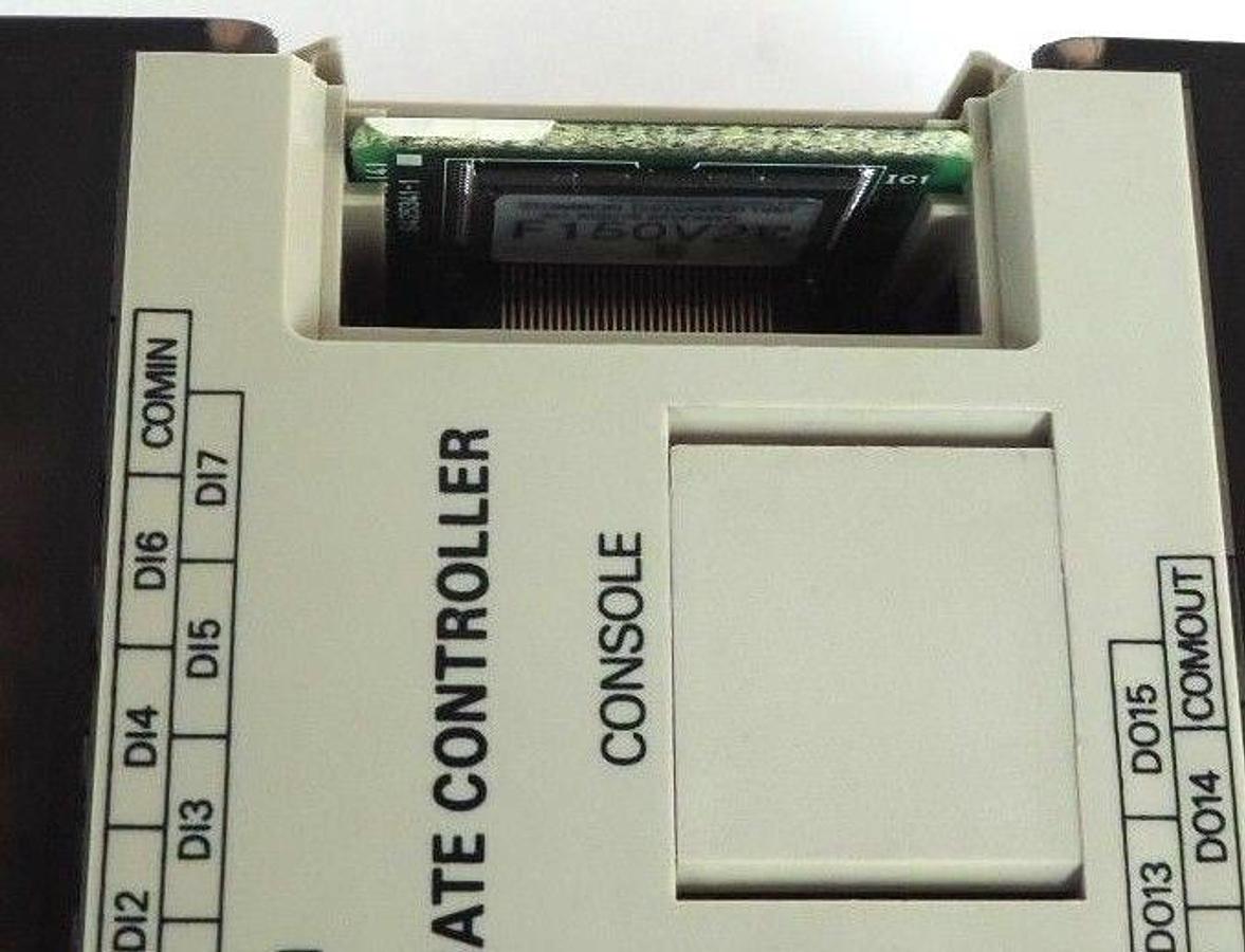 Used OMRON F150-C10E-2 VISION MATE CONTROLLER SOURCE: 24VDC 0.5A, MISSING (1) DOOR